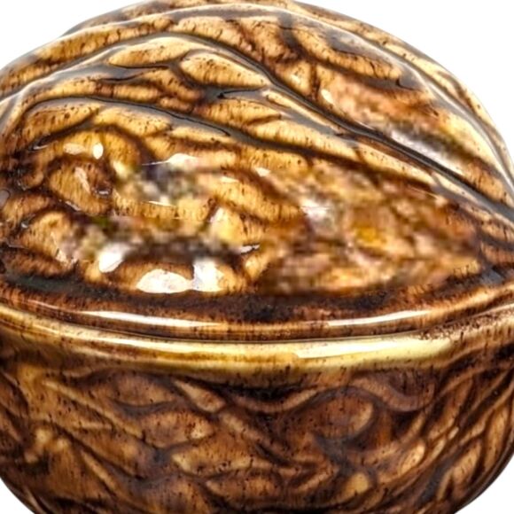 Hand Painted Walnut Trinket Box: Signed Bunny, Vintage Decor - Picture 3 of 7